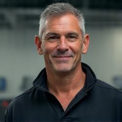 Carlos Mendoza, Entrenador en Jefe de Gimnasia